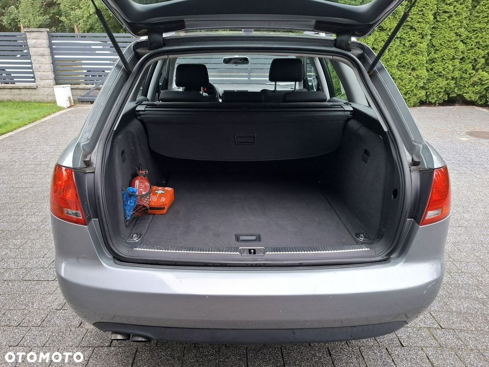 Audi A4 Avant - 13