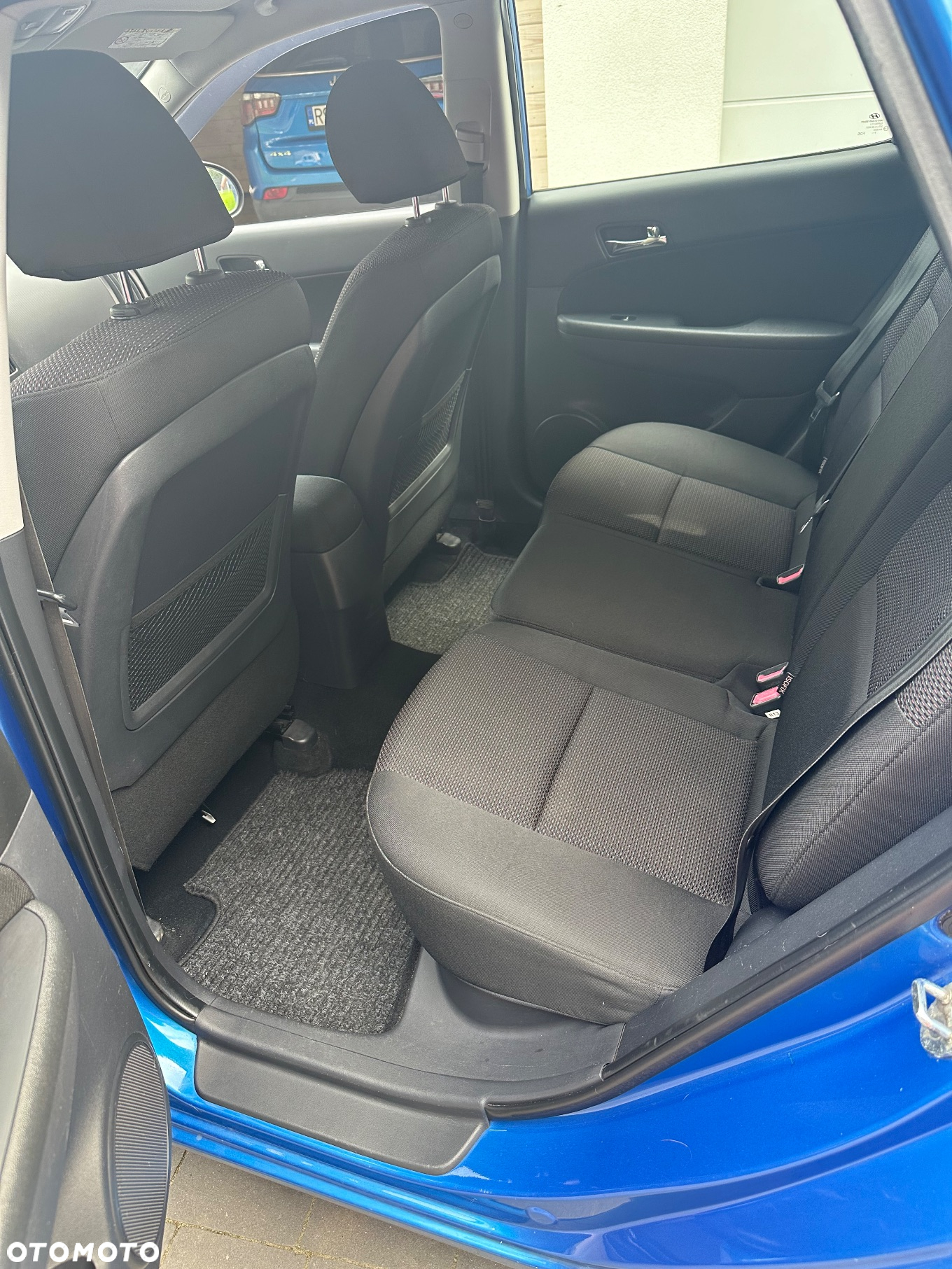 Hyundai i30 1.6 CRDi Classic + - 6