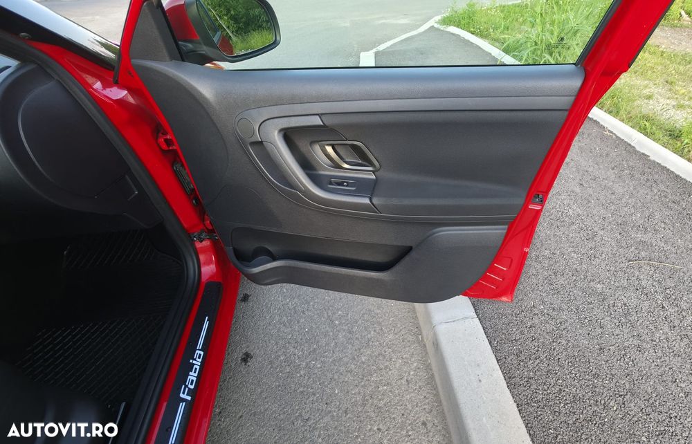 Skoda Fabia 1.2 TSI Ambiente - 8