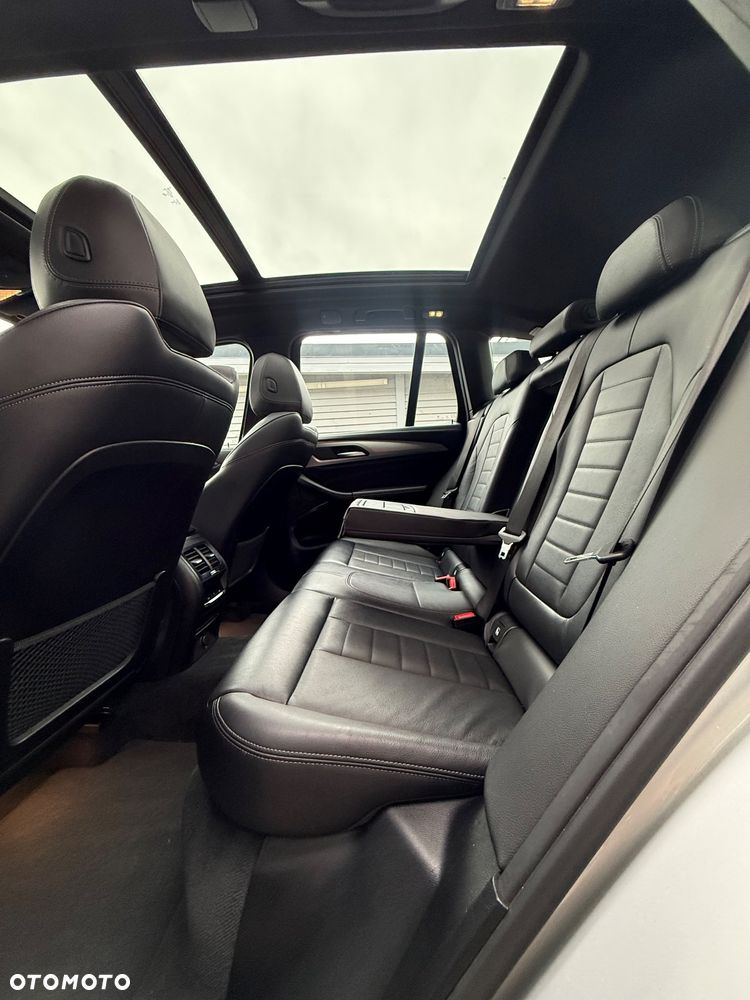 BMW X3 xDrive20i Luxury Line sport - 33