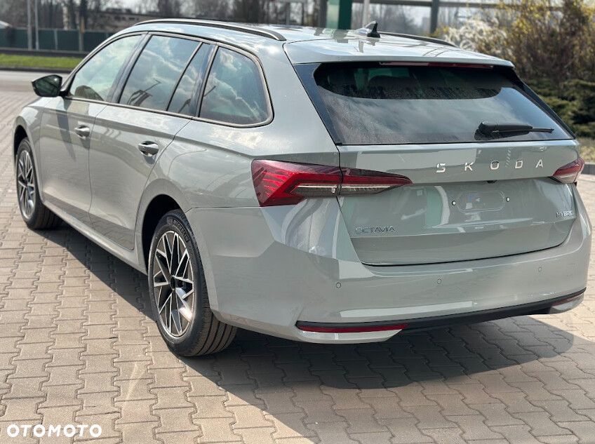 Skoda Octavia - 5