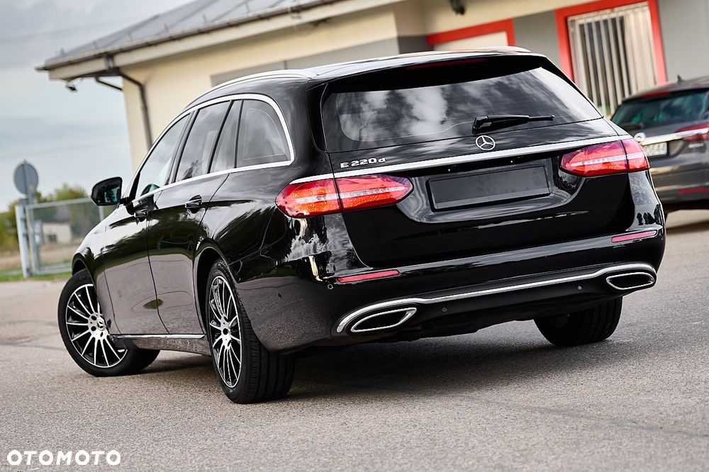 Mercedes-Benz Klasa E 220 d 9G-TRONIC - 4