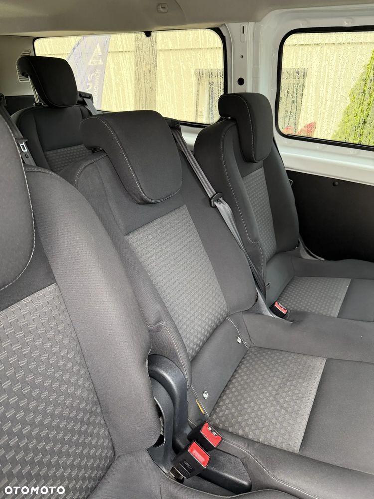 Ford Transit Custom - 13