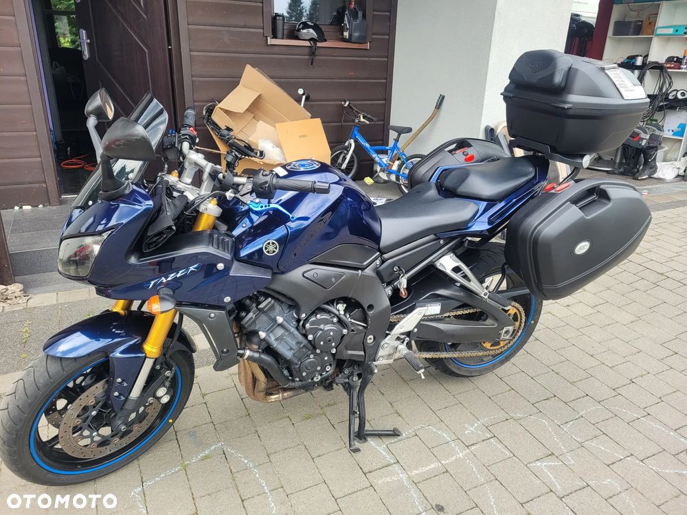 Yamaha FZ - 10