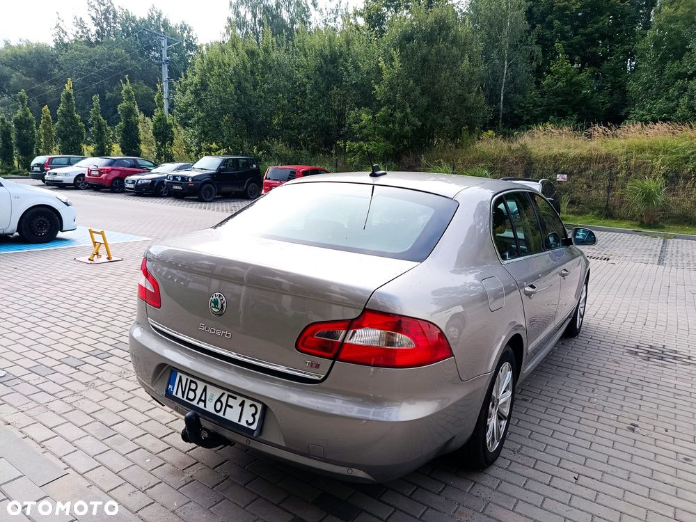 Skoda Superb 2.0 TDI Elegance - 5