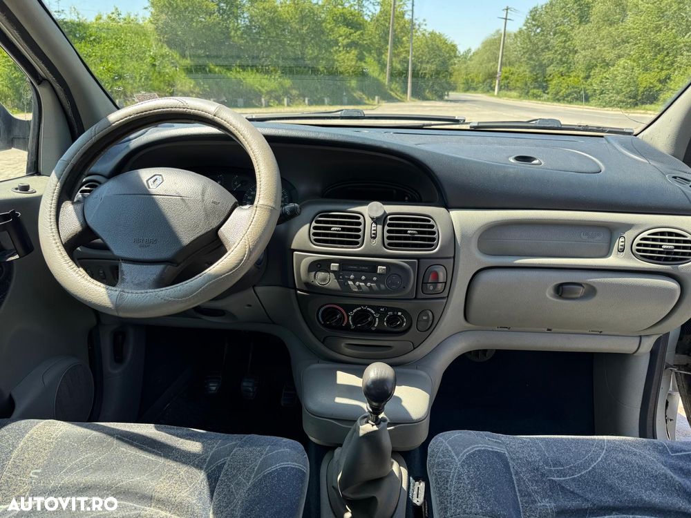 Renault Scenic 1.6 Expression - 7
