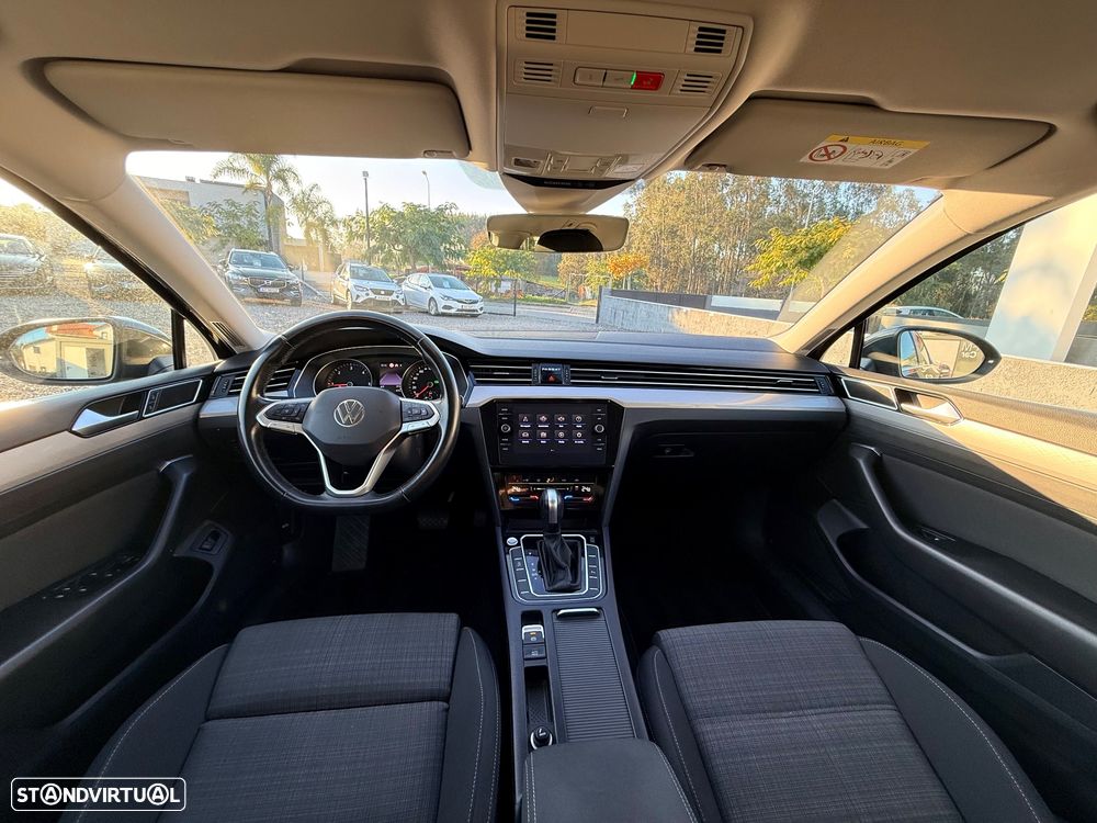 VW Passat Variant 2.0 TDi Business DSG - 18