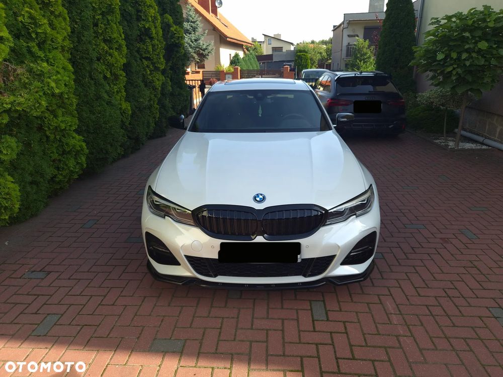 BMW Seria 3 330e xDrive M Sport - 35
