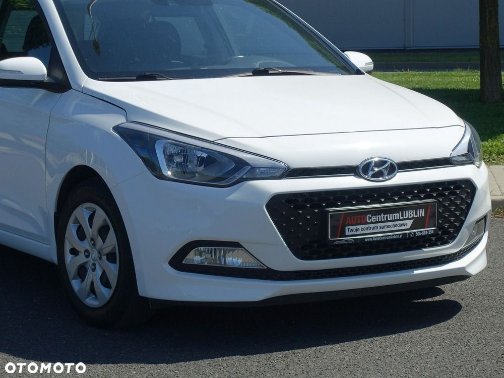Hyundai i20 1.4 Automatik Trend - 2