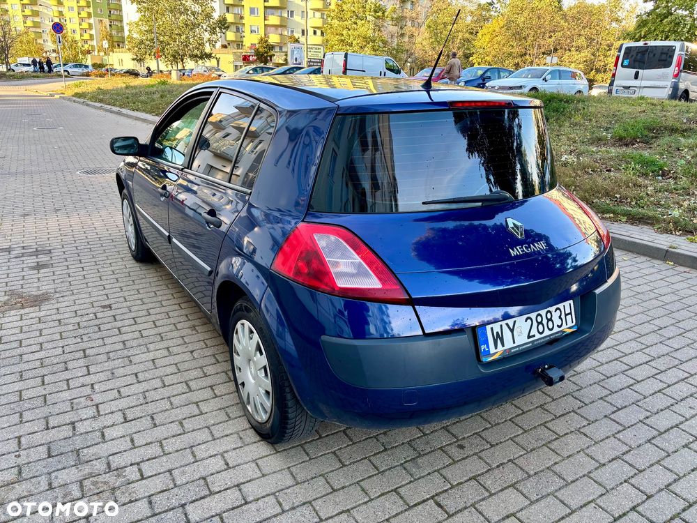 Renault Megane II 1.6 16V Confort Authentique - 4