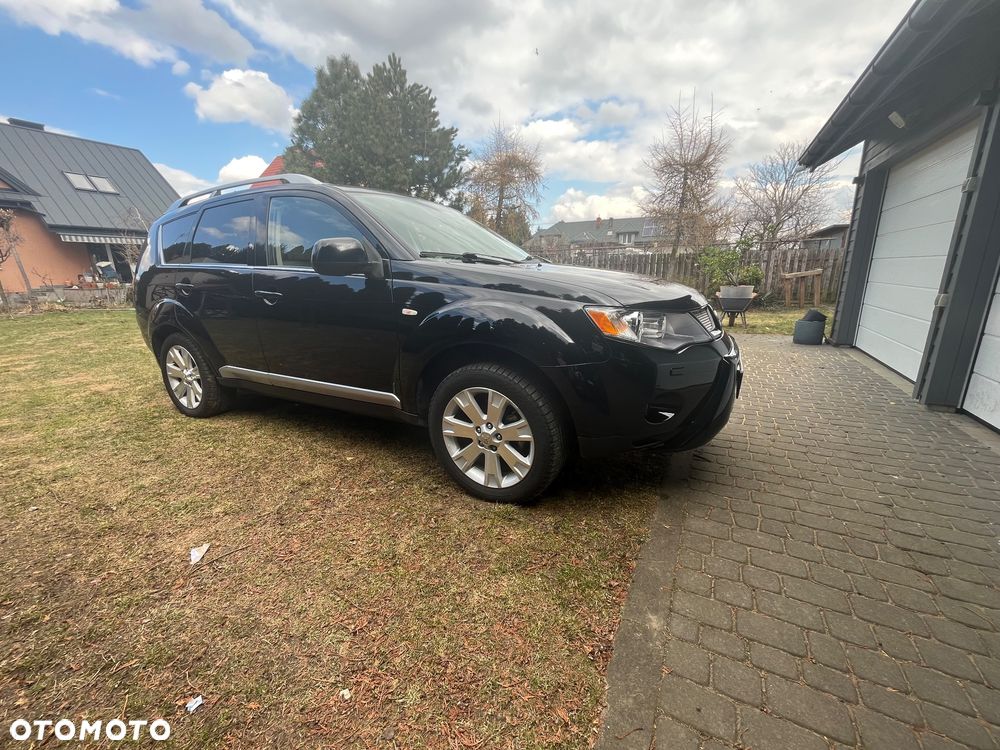 Mitsubishi Outlander 2.4 4WD CVT Intense - 4