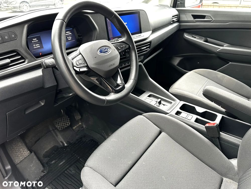 Ford Transit Connect - 19