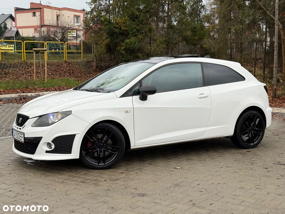 Seat Ibiza SC 1.4 TSI DSG Cupra - 3