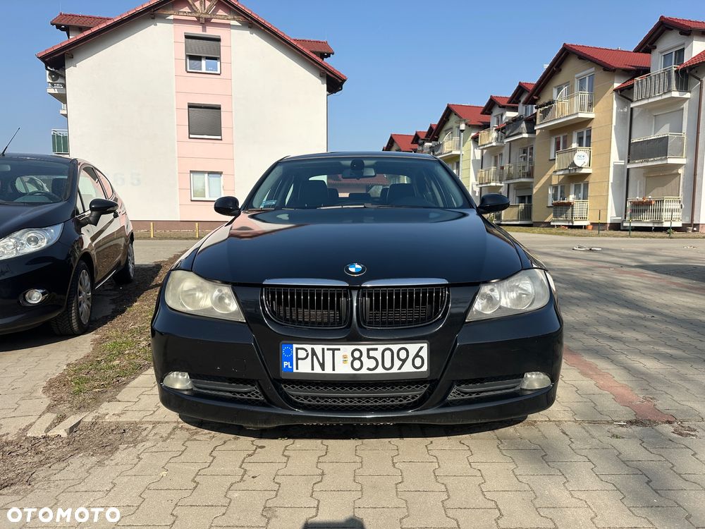 BMW Seria 3 318d - 5