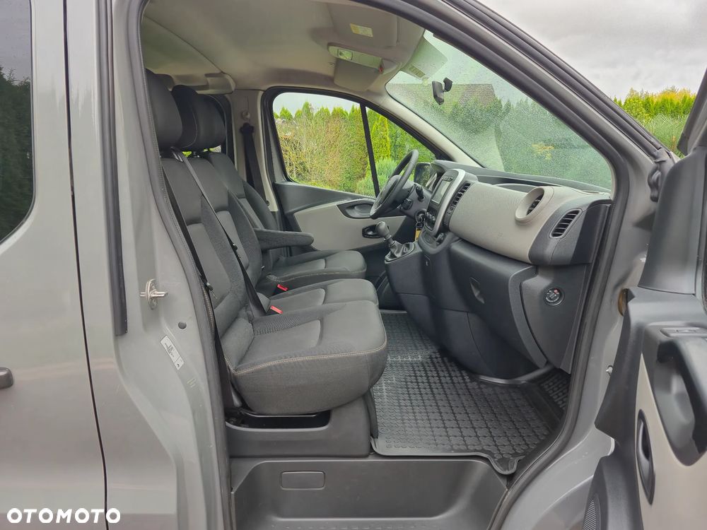 Renault Trafic - 26