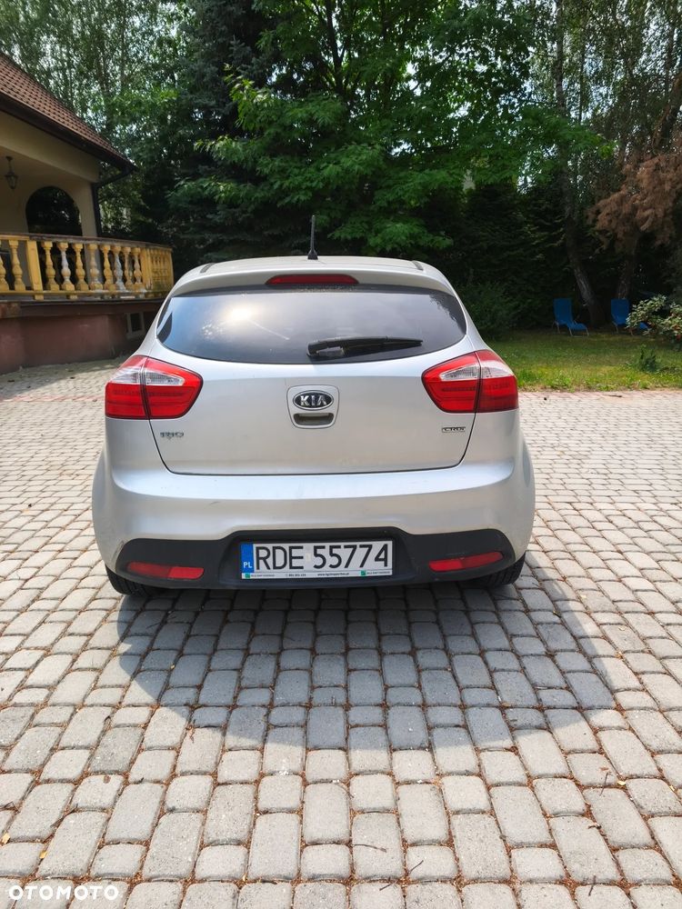 Kia Rio 1.4 crdi M (klm) - 3
