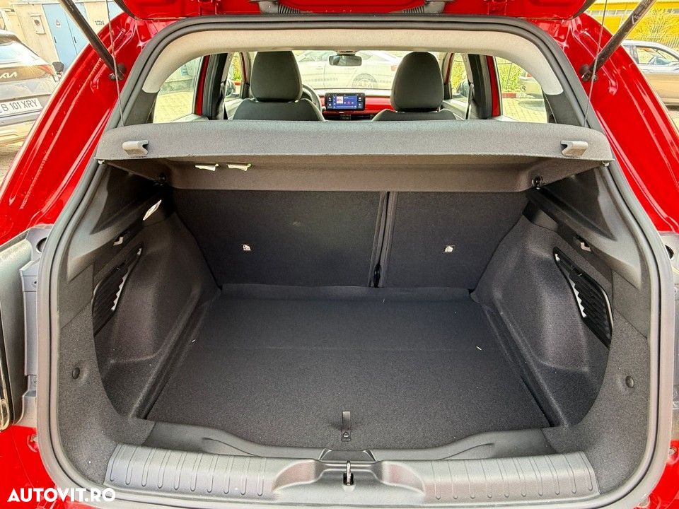 Fiat 600 BEV 54 kWh (RED) - 9