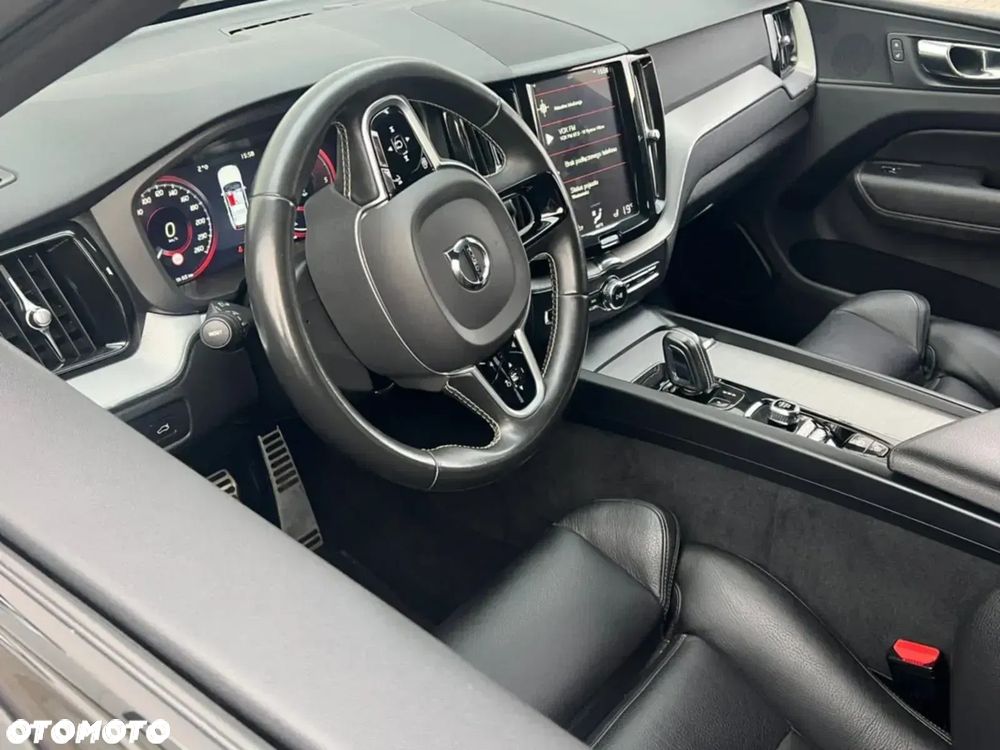 Volvo XC 60 - 6