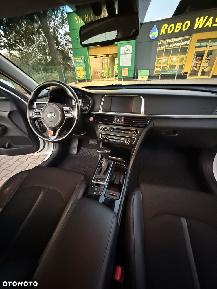 Kia Optima 1.7 CRDI L DCT - 9