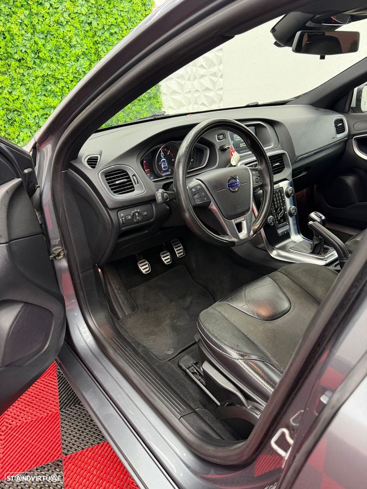 Volvo V40 2.0 D2 R-Design - 7