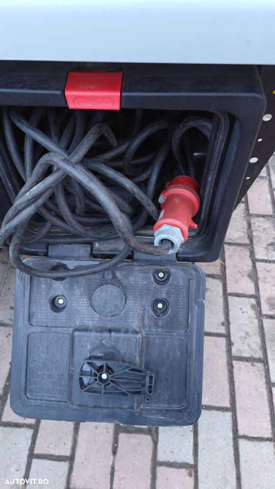 Mercedes-Benz Sprinter frigorific cu lift - 15