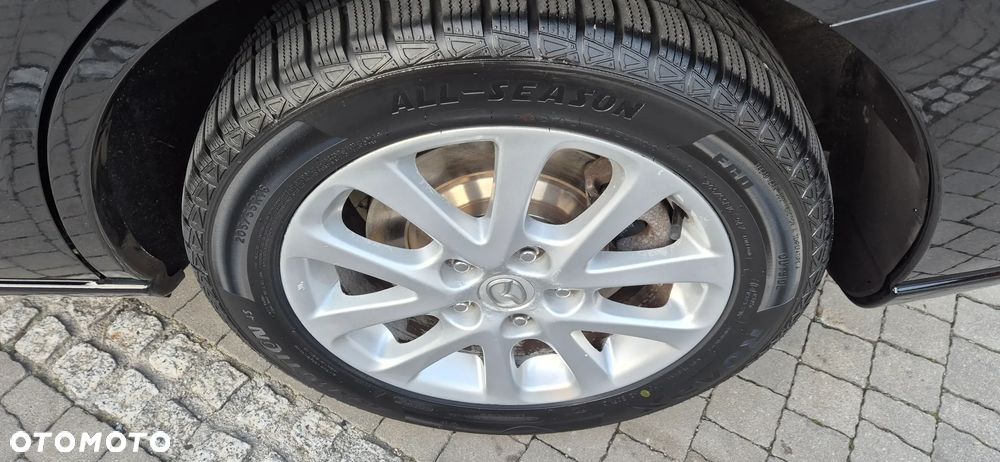 Mazda 5 2.0 Exclusive + - 19