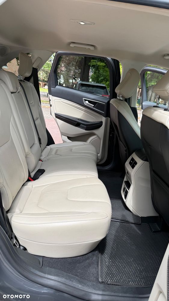Ford Edge - 23