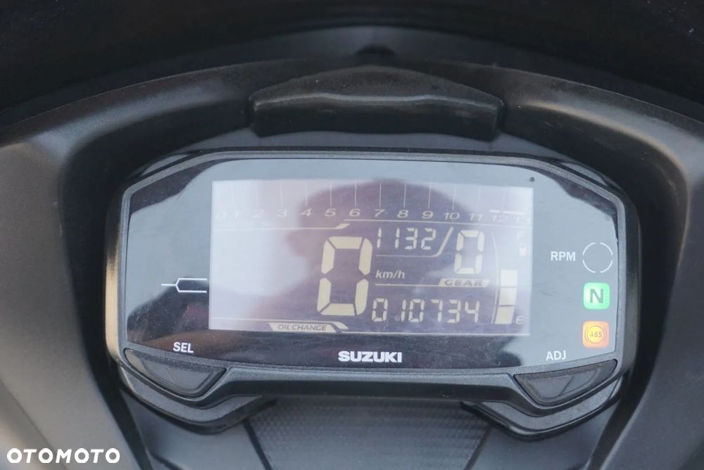 Suzuki GSX - 18