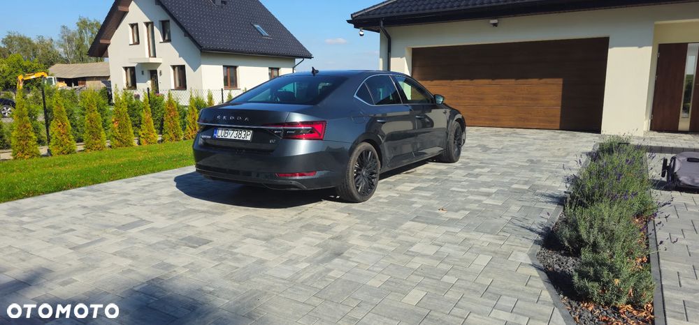 Skoda Superb 1.4 TSI Plug-In Hybrid Ambition DSG - 17