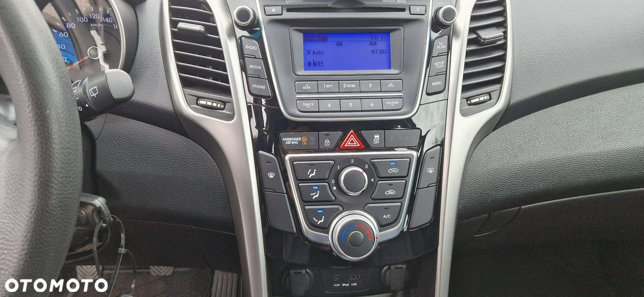 Hyundai i30 - 21