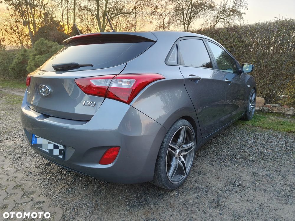 Hyundai i30 i30cw 1.4 Fifa World Cup Edition - 18