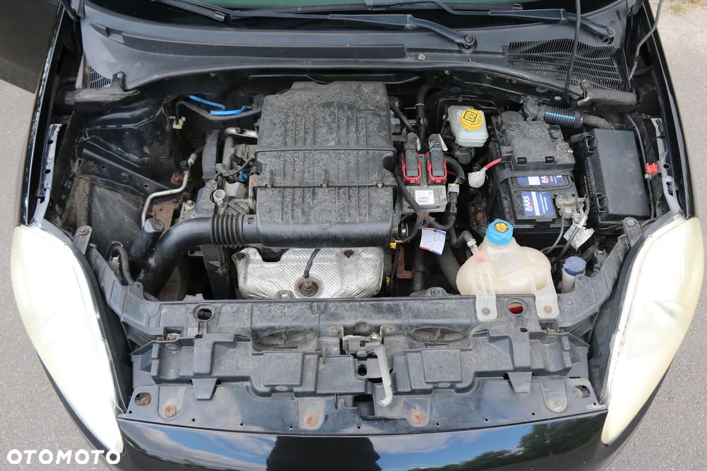Fiat Grande Punto - 12