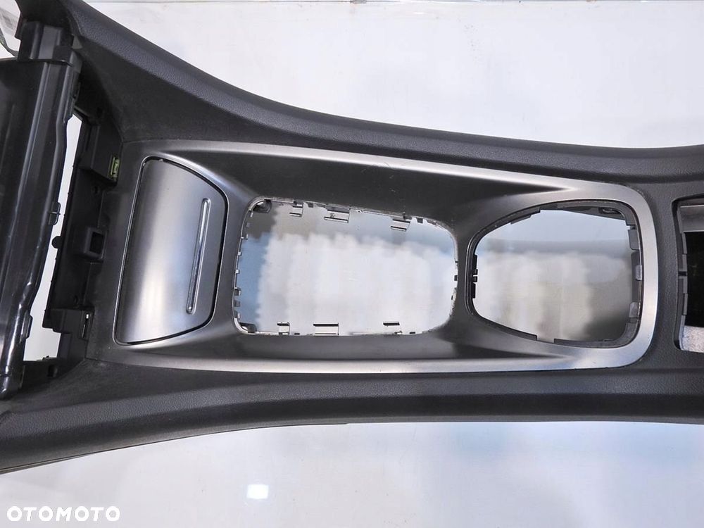TUNEL ŚRODKOWY PODŁOKIETNIK CITROEN C5 III - 6
