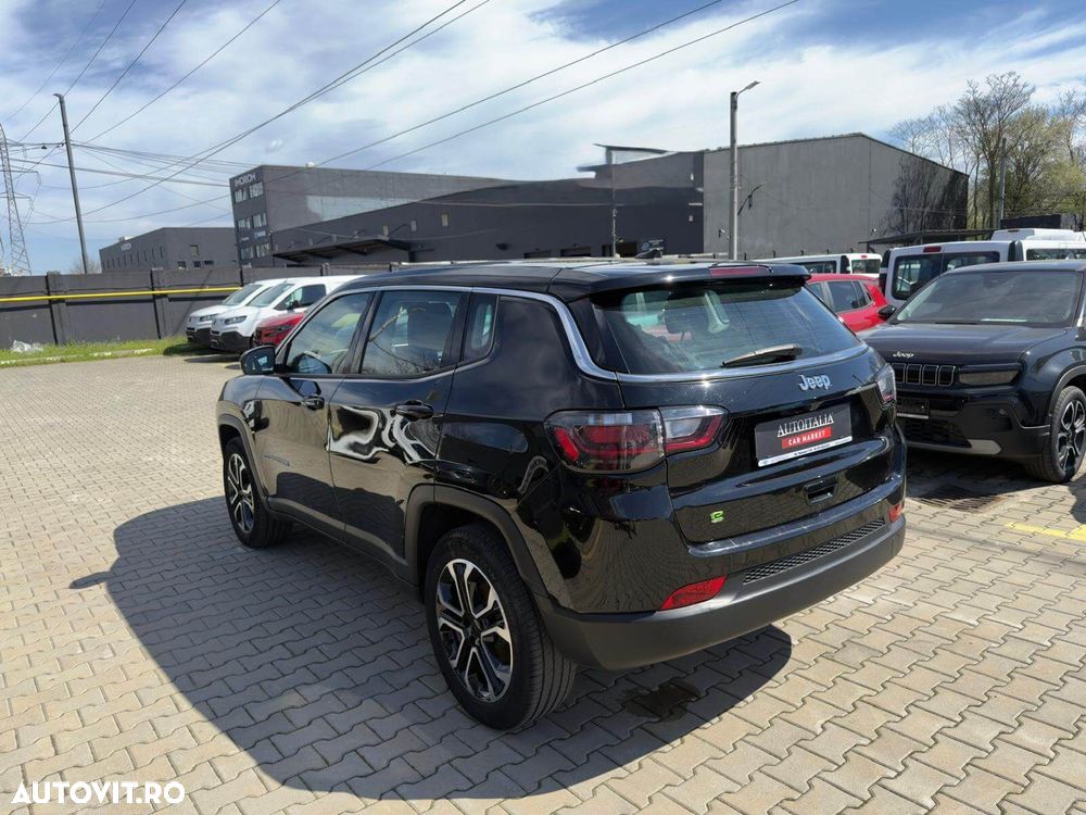 Jeep Compass - 14