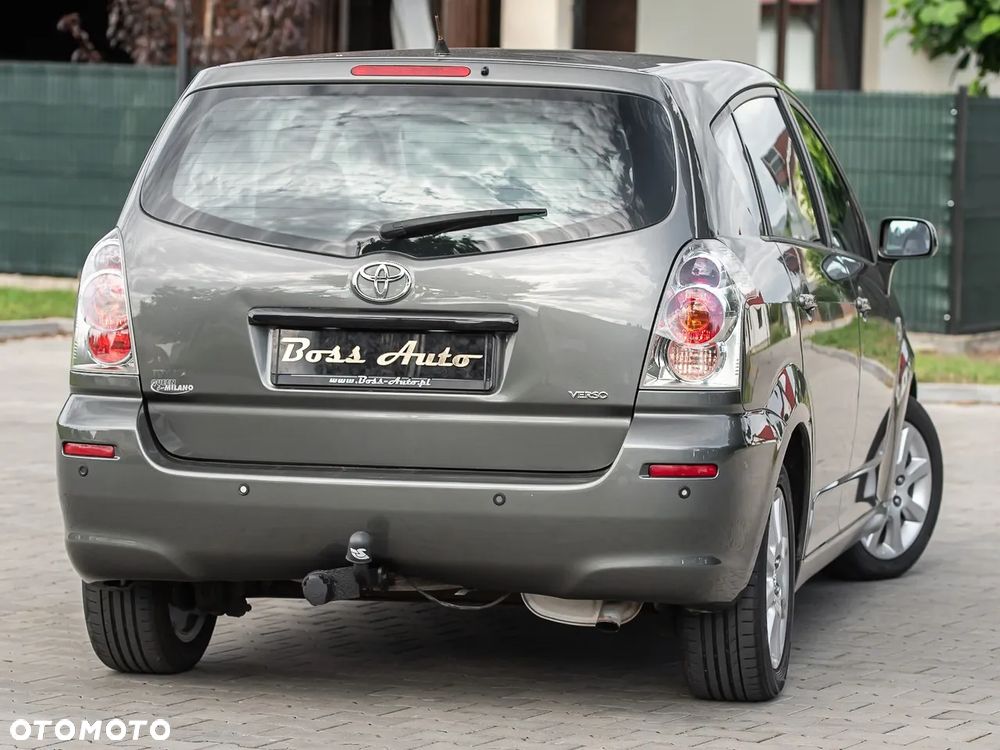 Toyota Corolla Verso 2.0 D-4D - 12