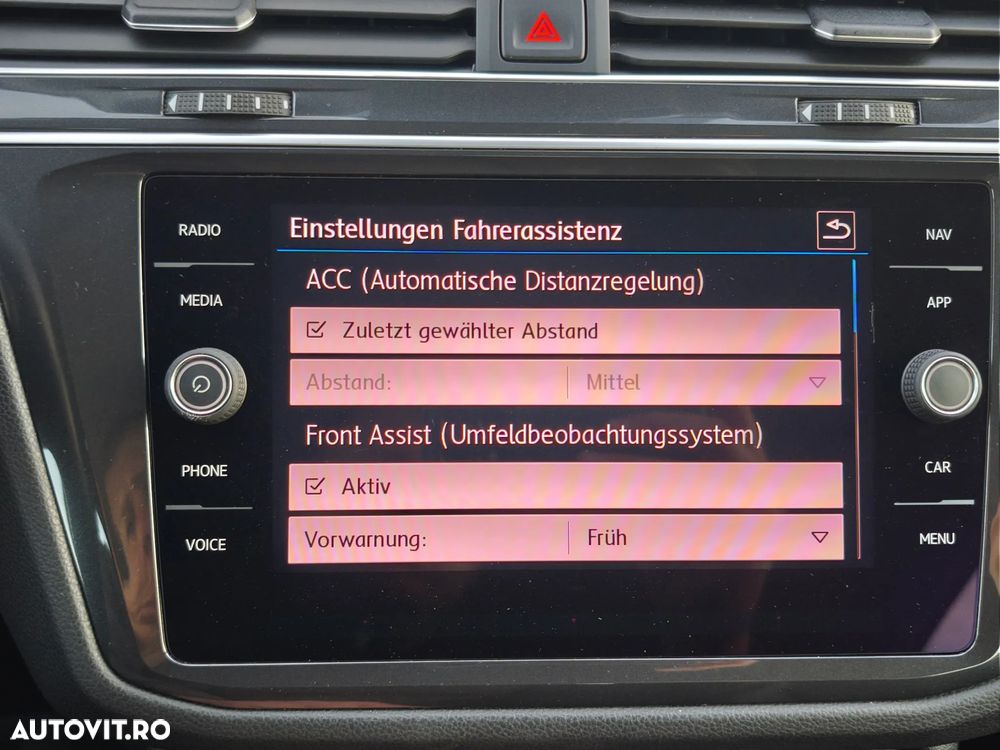 Volkswagen Tiguan 2.0 TDI SCR 4MOTION (BlueMotion Techn.) DSG Comfortline - 31