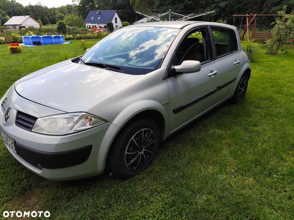 Renault Megane 1.4 Confort Authentique - 4