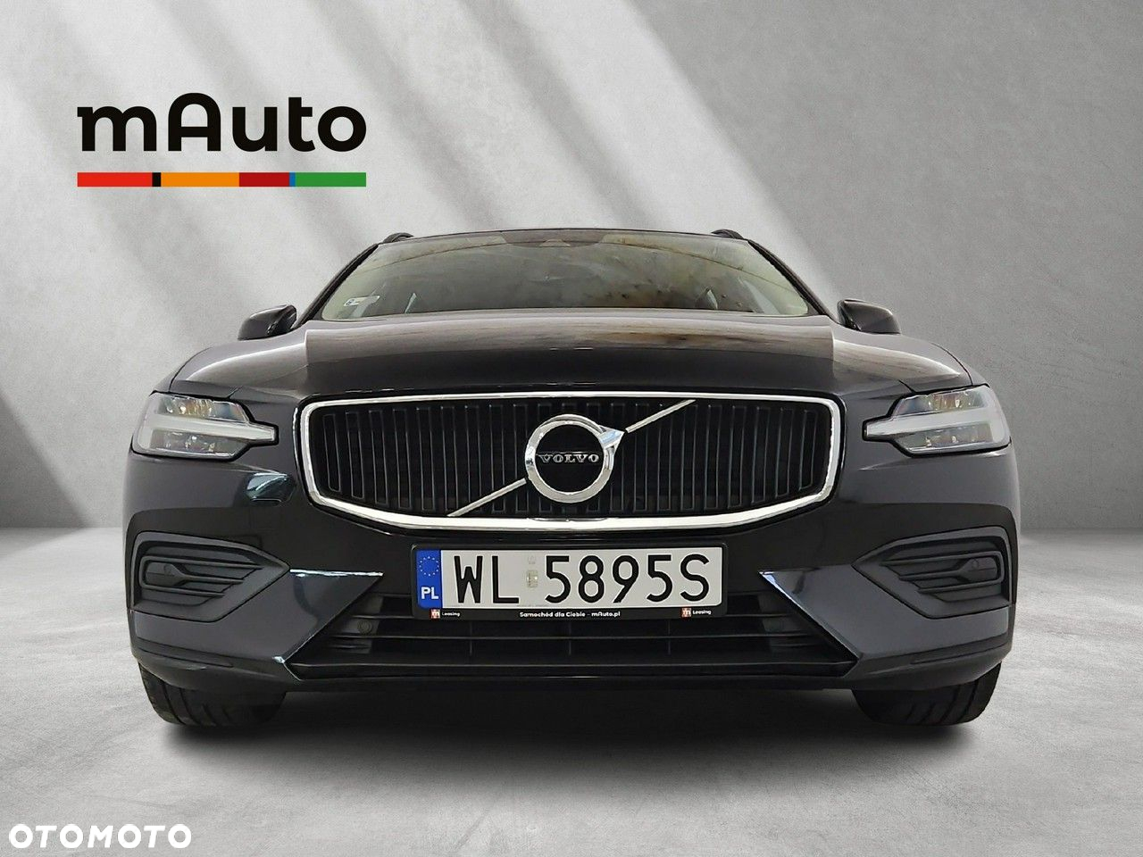 Volvo V60 B4 D Momentum - 8