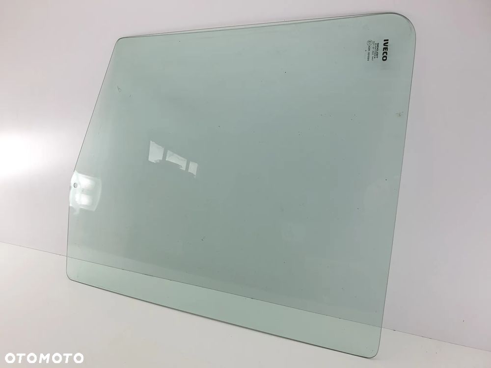 SZYBA DRZWI PRAWA   IVECO EUROCARGO - 2