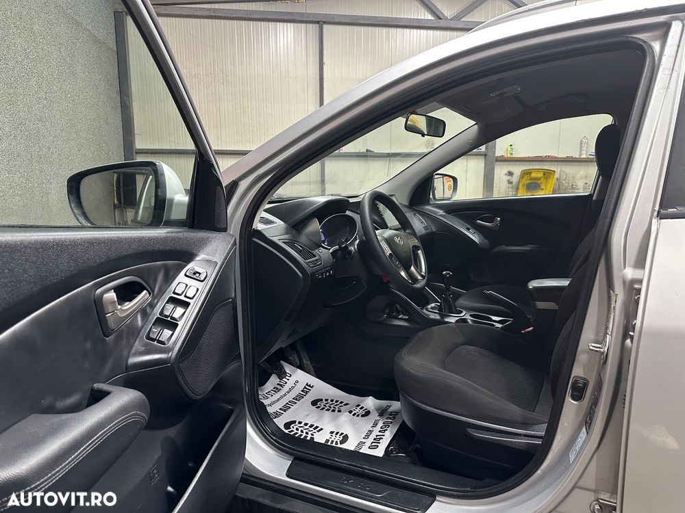 Hyundai ix35 2.0 CRDI 4WD Comfort - 10