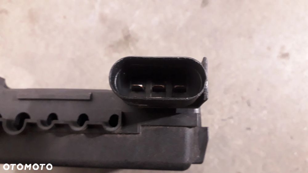 skrzynka panel bezpieczników A3 8L 1.6 lift - 3