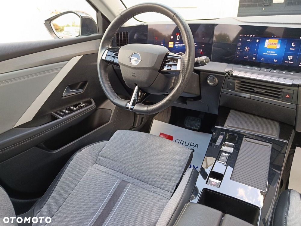 Opel Astra 1.2 T Elegance S&S - 31