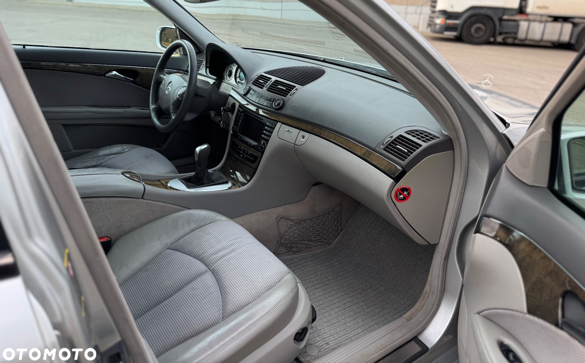 Mercedes-Benz Klasa E 270 CDI Avantgarde - 7