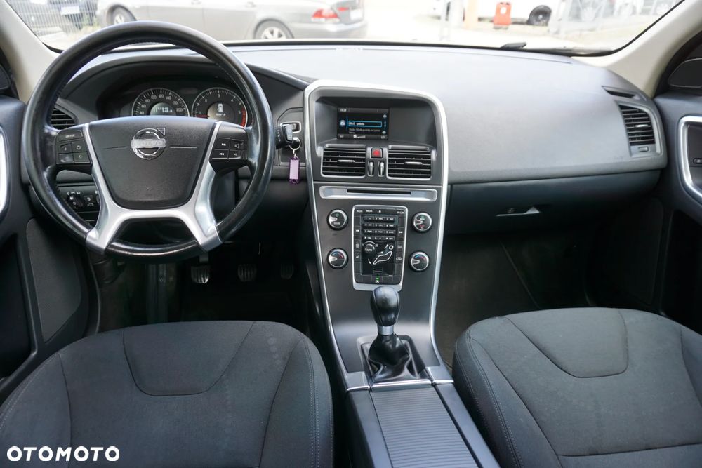Volvo XC 60 D4 Kinetic - 12