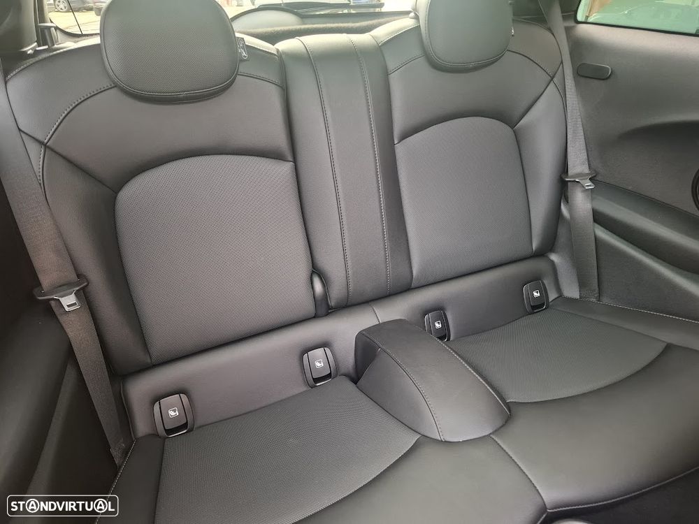 MINI 3 Portas Cooper SE Yours - 36
