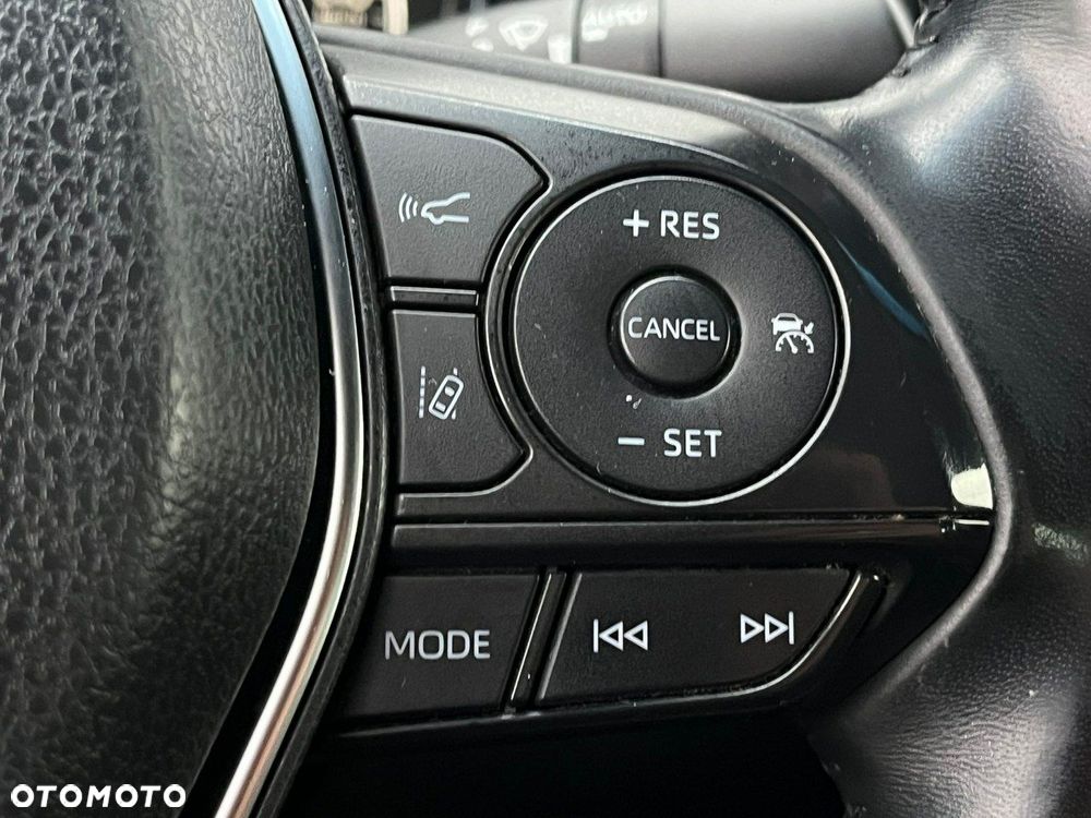 Toyota Camry 2.5 Hybrid Prestige CVT - 22