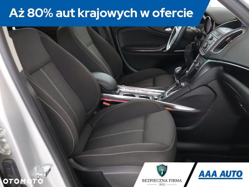 Opel Zafira - 11