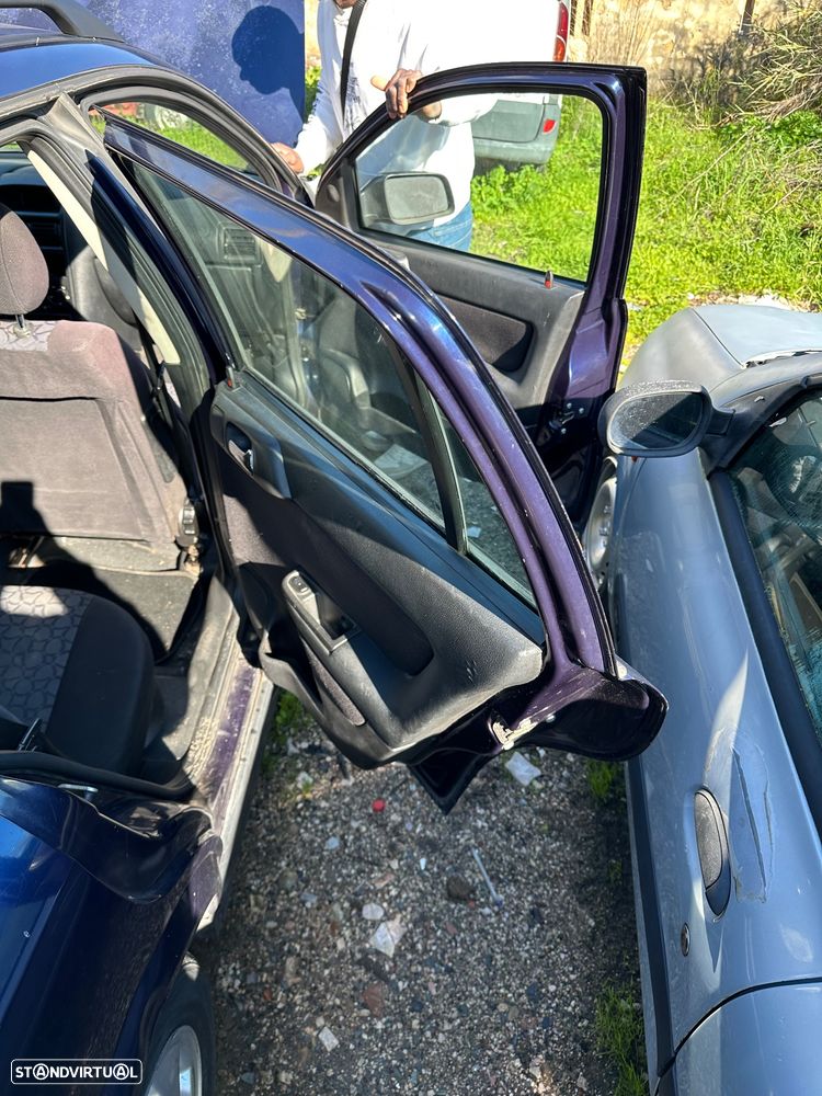 Opel Astra 1.4i 16V Family - 8