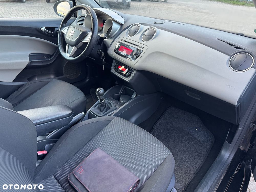 Seat Ibiza SC 1.6 16V Sport - 14