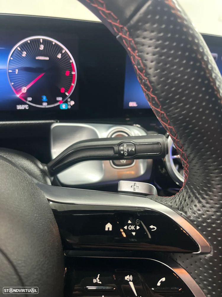 Mercedes-Benz GLB 180 d AMG Line - 15